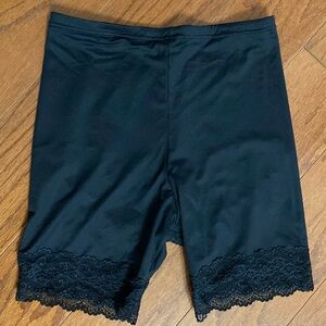 Flexees by Maidenform Black High-Waiste Body Shaper Tummy Control - Size XL